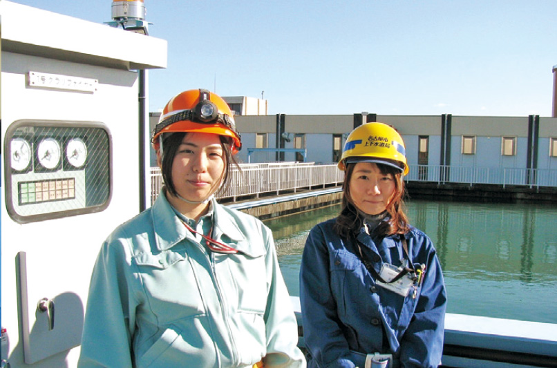 栗原さんの試運転を確認いただいた、名古屋市上下水道局大治浄水場の北野美慧さん