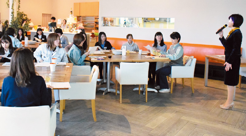 「建設業で輝く女性のためのセミナー」当日は、㈱建設経営サービス提携講師の宮脇恵理氏による「建設業女性活躍宣言! 得意な分野で会社に貢献する方法」の講演